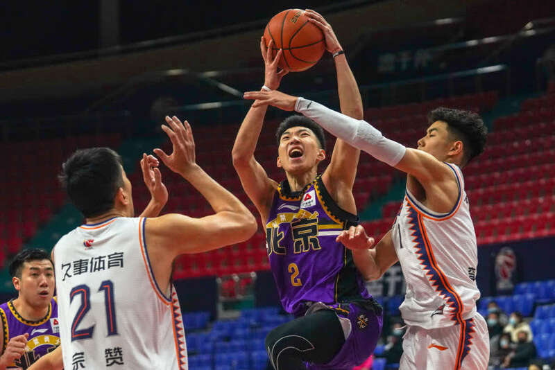 leyu乐鱼-失误致命：上海队20次失误葬送追分机会！的简单介绍