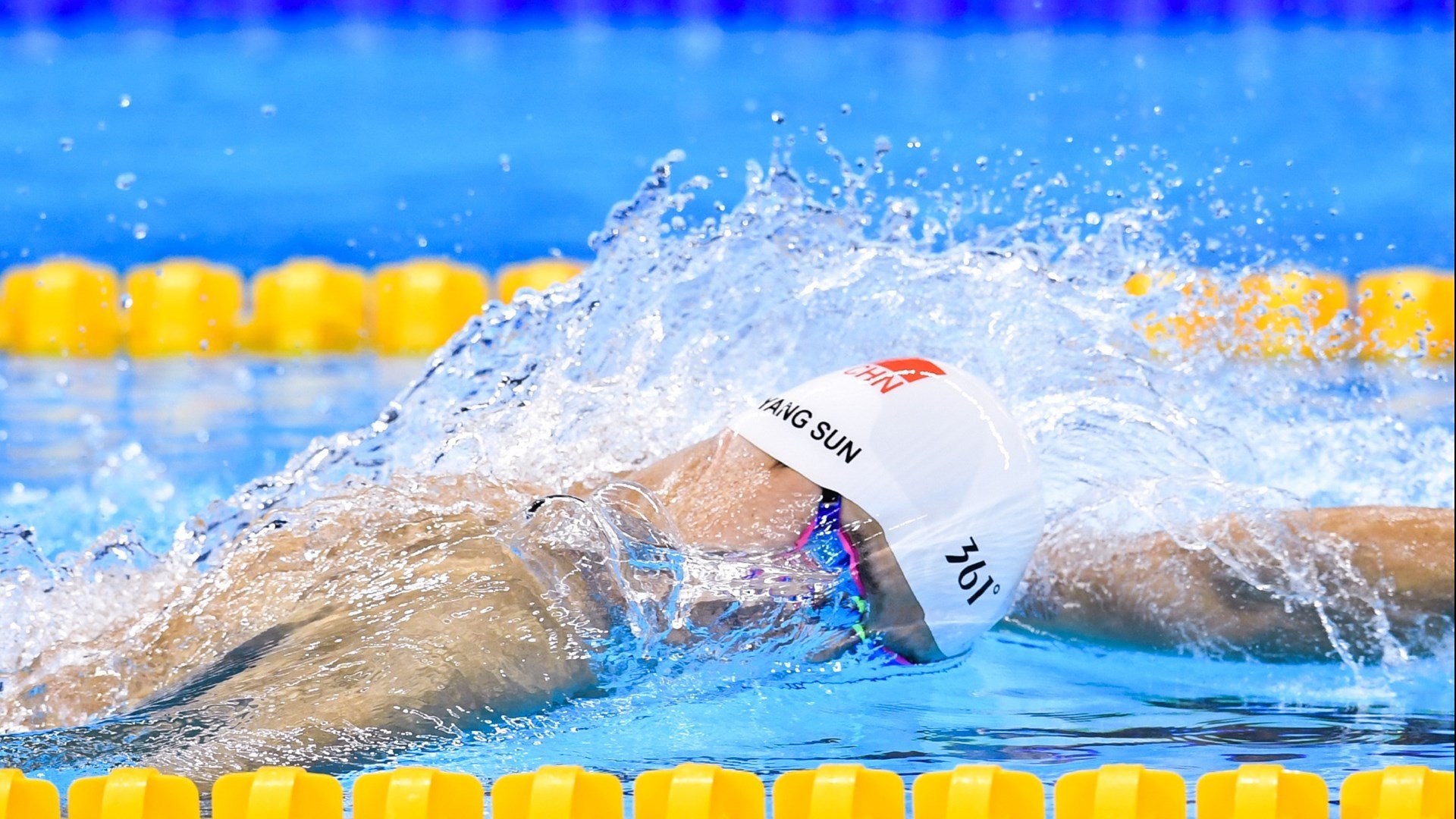 乐鱼电竞-封盖压哨！刘强最后一封封盖，让胜利更具说服力！