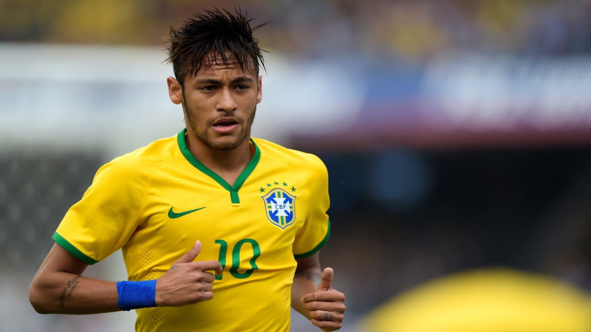 美国马术协会建立马匹基因数据库,促进马匹选育与训练。,美国马术比赛